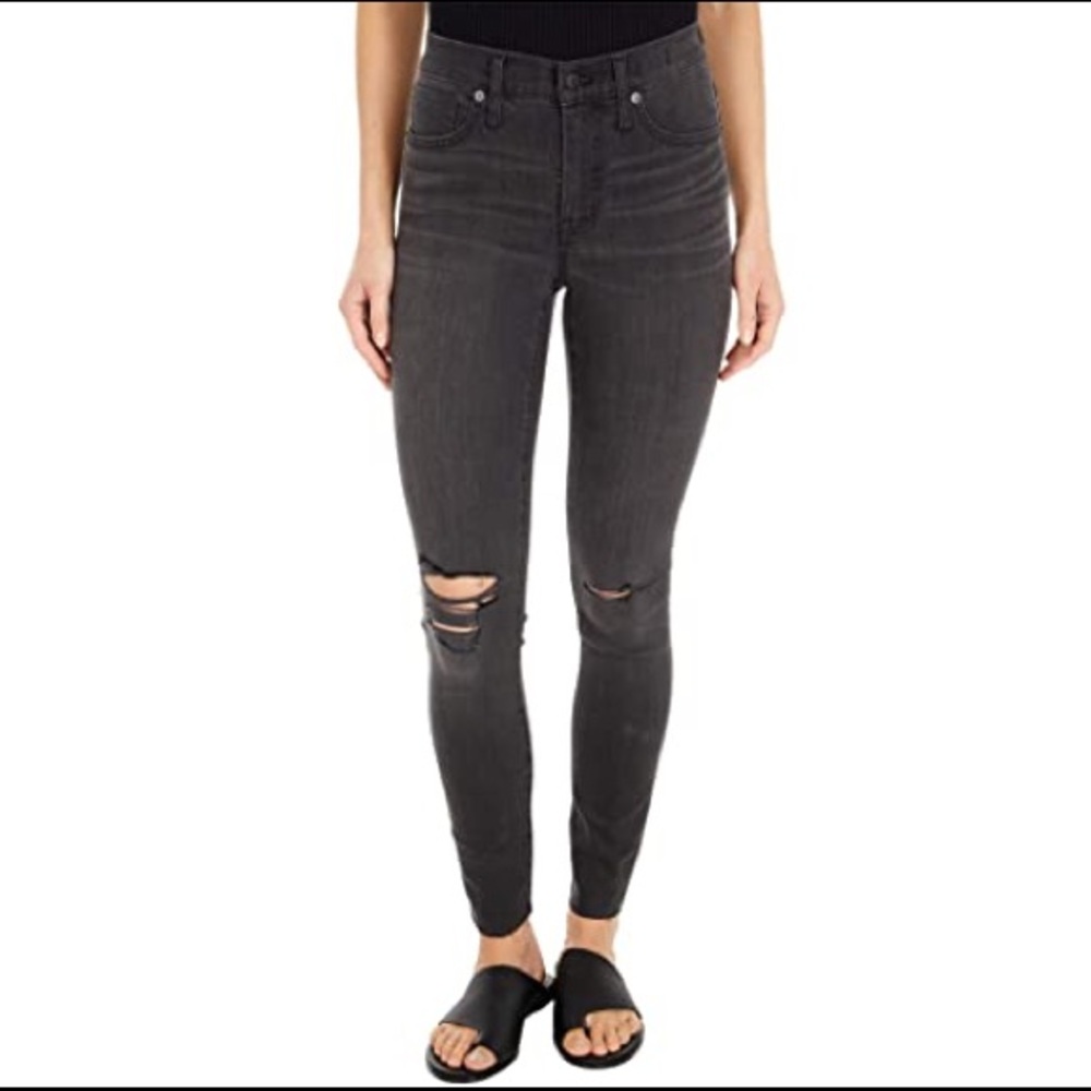 Madewell 9” Mid Rise Skinny Jeans in Black Sea